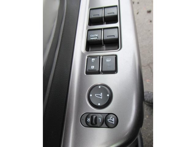 フリード クロスター・ホンダセンシング 4WD 純正メモリーナビ Rカメラ ETC 左右電動スライドドア シートヒーター ブルートウース対応 ドラレコ USB端子付き 衝突軽減装置(19枚目)