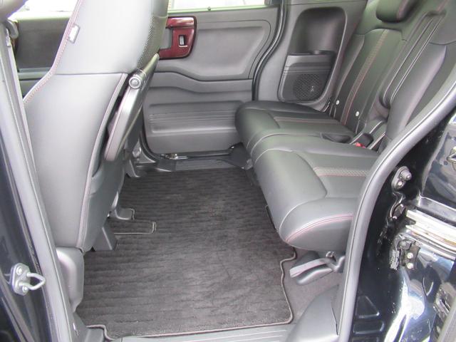 Ｎ－ＢＯＸカスタム Ｌ　コーディネートスタイル　４ＷＤ　純正メモリーナビ　Ｒカメラ　ＥＴＣ　ＬＥＤライト　純正エンスタ　左右電動スライドドア　シートヒーター　ドラレコ　ブルートウース対応　衝突軽減装置（17枚目）