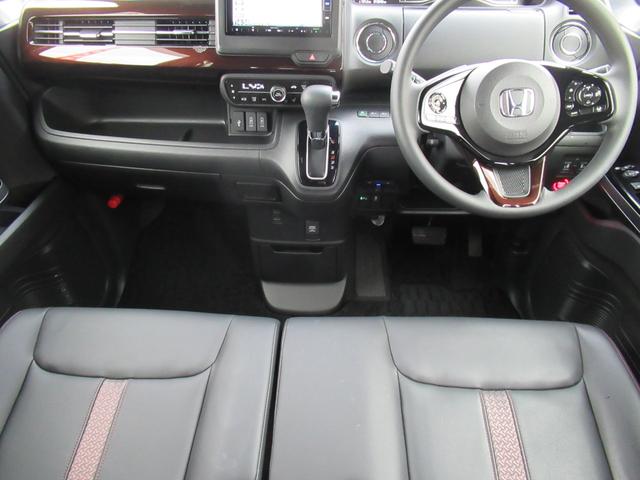 Ｎ－ＢＯＸカスタム Ｌ　コーディネートスタイル　４ＷＤ　純正メモリーナビ　Ｒカメラ　ＥＴＣ　ＬＥＤライト　純正エンスタ　左右電動スライドドア　シートヒーター　ドラレコ　ブルートウース対応　衝突軽減装置（25枚目）