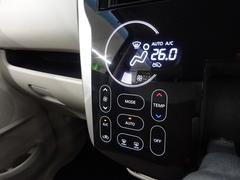 気温に合わせて直感的に操作することで、車内をいつでも快適に保てます。 7