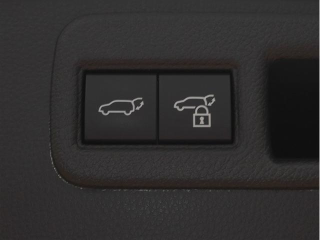 ハリアーハイブリッド Z レザーパッケージ ナビTV エアロ 寒冷地仕様 LEDライト 本革 エアコン 横滑り防止 ドラレコ付 クルーズコントロール Pシート メディアプレイヤー接続 キーレスエントリー フルセグテレビ アイドリングストップ(12枚目)