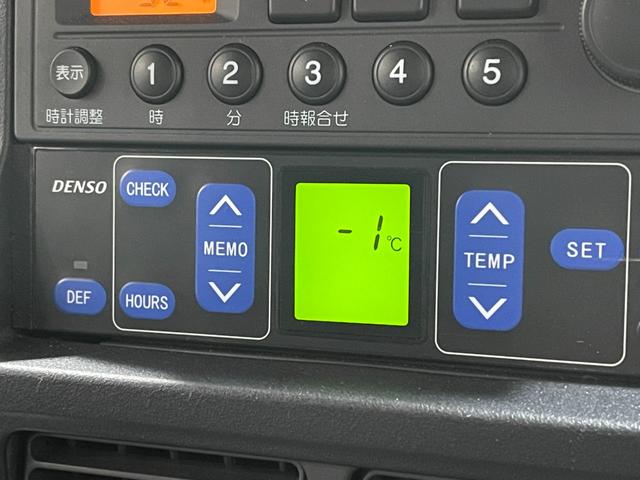 冷凍車 4WD マニュアル車 R型左側スライド扉(16枚目)