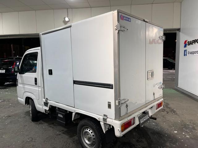 冷凍車 4WD マニュアル車 R型左側スライド扉(57枚目)