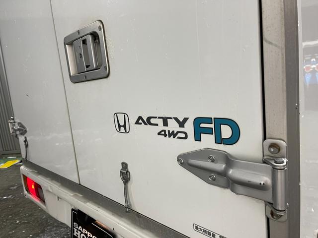 冷凍車 4WD マニュアル車 R型左側スライド扉(66枚目)