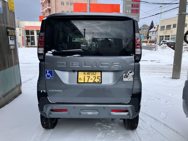 デリカミニ Ｔ　４ＷＤ　ナビ　アラウンドビューモニター　バックカメラ　ＥＴＣ　パワースライドドア（6枚目）