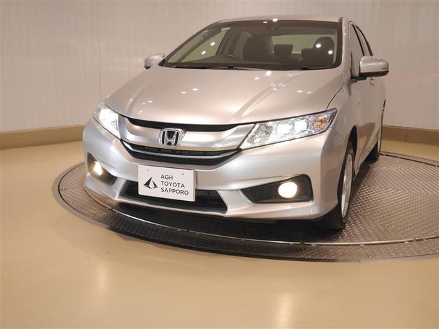 グレイス ハイブリッドＥＸ　４ＷＤ車　ＬＥＤヘットライト　エアバック　オートエアコン　横滑り防止　ＡＢＳ　キーフリー　ＤＶＤ　助手席エアバッグ　スマートキー　クルコン　ＥＴＣ　アイドリングストップ　カーテンエアバッグ　メモリナビ（32枚目）