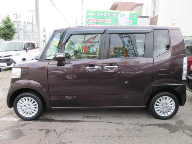 Ｎ－ＢＯＸ Ｇ・Ｌパッケージ　４ＷＤ　ナビＴＶ　ＢＴ　Ｂカメラ　ＥＴＣ　前後ドラレコ　エンスタ　ＬＥＤライト　左オートスライド　２シートスライド　パーソナルテーブル　Ｒカーテン　右スライドＥクローザー　ドアバイザー　電格ミラー（10枚目）