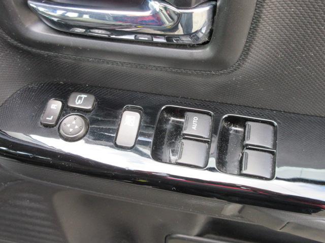 スペーシアカスタム ハイブリッドXS 4WD ナビTV DVD/BT ETC 前後ドラレコ エンスタ 両側オートスライド ハーフレザーS LEDライト&フォグ ACCライナー DブレーキS サイドエアバック 革巻ステア・SW Pテーブル(24枚目)