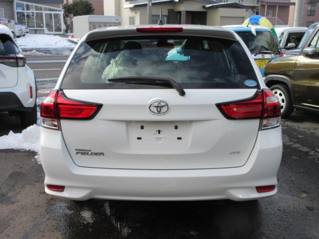 カローラフィールダー １．５Ｘ　４ＷＤ　ＰＣＳ　ナビＴＶ　ＢＴ　ＴＲＣ／横滑防止　ＬＤＡ　オートハイビーム　カーテンエアバック　ドアバイザー　キーレス　電格ミラー　シートリフター　チルトハンドル　リモートレバー　夏冬タイヤ付（7枚目）