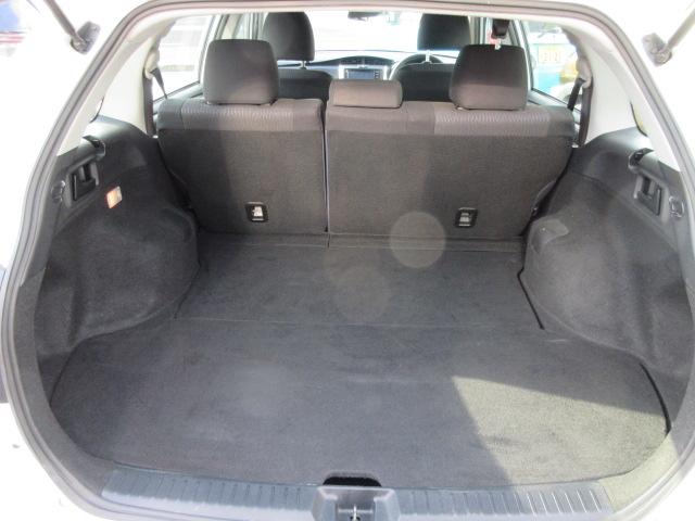 カローラフィールダー １．５Ｘ　４ＷＤ　ＰＣＳ　ナビＴＶ　ＢＴ　ＴＲＣ／横滑防止　ＬＤＡ　オートハイビーム　カーテンエアバック　ドアバイザー　キーレス　電格ミラー　シートリフター　チルトハンドル　リモートレバー　夏冬タイヤ付（12枚目）