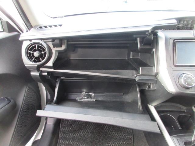 カローラフィールダー １．５Ｘ　４ＷＤ　ＰＣＳ　ナビＴＶ　ＢＴ　ＴＲＣ／横滑防止　ＬＤＡ　オートハイビーム　カーテンエアバック　ドアバイザー　キーレス　電格ミラー　シートリフター　チルトハンドル　リモートレバー　夏冬タイヤ付（20枚目）