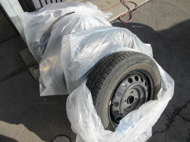 カローラフィールダー １．５Ｘ　４ＷＤ　ＰＣＳ　ナビＴＶ　ＢＴ　ＴＲＣ／横滑防止　ＬＤＡ　オートハイビーム　カーテンエアバック　ドアバイザー　キーレス　電格ミラー　シートリフター　チルトハンドル　リモートレバー　夏冬タイヤ付（30枚目）