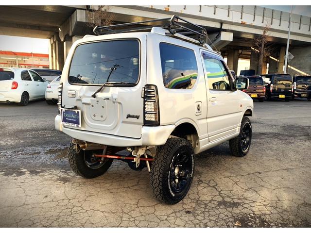 ジムニー FISフリースタイルワールドカップリミテッド 本州仕入 リフトアップ 社外マフラー ルーフキャリア付き(6枚目)