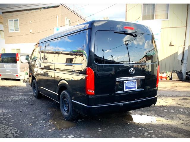 ハイエースワゴン ＧＬ　４ＷＤ　１０人乗り　フリップダウンモニター　走行距離３万キロ台　ＥＴＣ（5枚目）