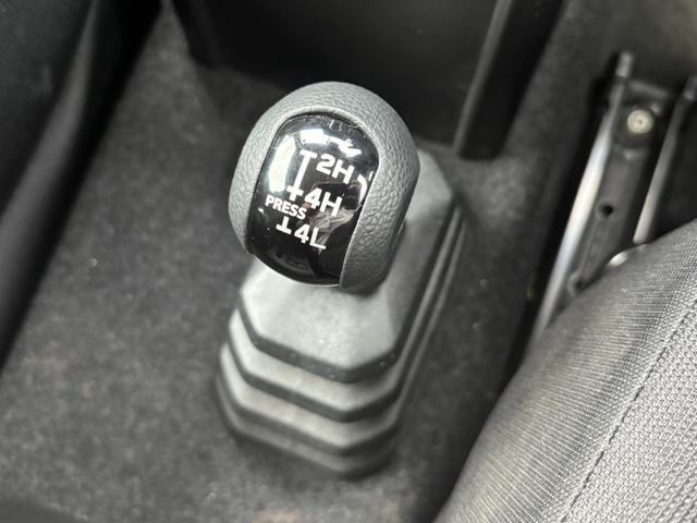 ジムニー ＸＣ　ブレーキサポート　ＣＤ　ＥＴＣ　シートヒーター　夏冬タイヤ付き（14枚目）