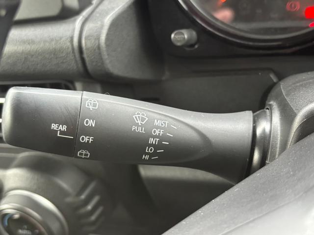 ジムニー ＸＣ　ブレーキサポート　ＣＤ　ＥＴＣ　シートヒーター　夏冬タイヤ付き（21枚目）