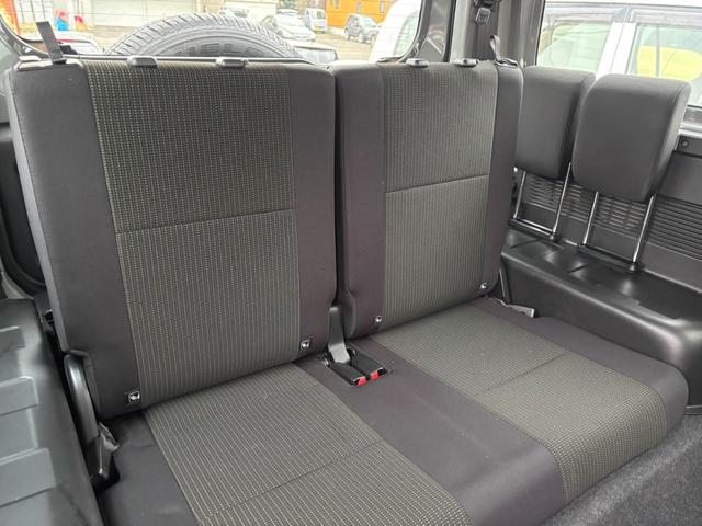 ジムニー ＸＣ　ブレーキサポート　ＣＤ　ＥＴＣ　シートヒーター　夏冬タイヤ付き（24枚目）