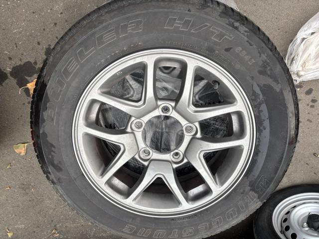 ジムニー ＸＣ　ブレーキサポート　ＣＤ　ＥＴＣ　シートヒーター　夏冬タイヤ付き（30枚目）