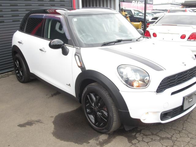 ＭＩＮＩ クーパーＳ　クロスオーバーオール４ブラックポリッシュ１７ＡＷ　センターメーターＨＤＤナビワイド地デジＴＶバックモニターボンネットストライプ　２トーンブラックルーフＨＩＤキセノン　バンパーフォグ５人乗クロスオーバーオール４ブラックポリッシュスポーク１７ＡＷドラレコ（2枚目）