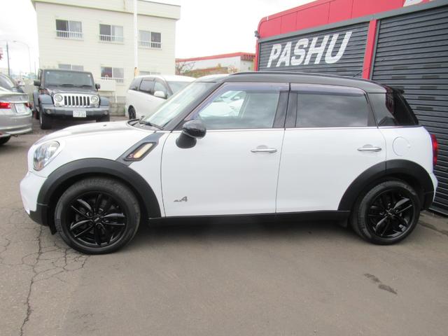 ＭＩＮＩ クーパーＳ　クロスオーバーオール４ブラックポリッシュ１７ＡＷ　センターメーターＨＤＤナビワイド地デジＴＶバックモニターボンネットストライプ　２トーンブラックルーフＨＩＤキセノン　バンパーフォグ５人乗クロスオーバーオール４ブラックポリッシュスポーク１７ＡＷドラレコ（6枚目）