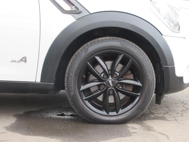 ＭＩＮＩ クーパーＳ　クロスオーバーオール４ブラックポリッシュ１７ＡＷ　センターメーターＨＤＤナビワイド地デジＴＶバックモニターボンネットストライプ　２トーンブラックルーフＨＩＤキセノン　バンパーフォグ５人乗クロスオーバーオール４ブラックポリッシュスポーク１７ＡＷドラレコ（11枚目）