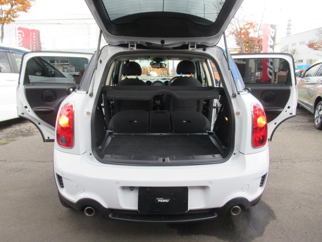 ＭＩＮＩ クーパーＳ　クロスオーバーオール４ブラックポリッシュ１７ＡＷ　センターメーターＨＤＤナビワイド地デジＴＶバックモニターボンネットストライプ　２トーンブラックルーフＨＩＤキセノン　バンパーフォグ５人乗クロスオーバーオール４ブラックポリッシュスポーク１７ＡＷドラレコ（33枚目）