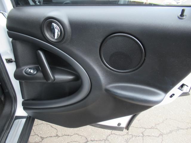 ＭＩＮＩ クーパーＳ　クロスオーバーオール４ブラックポリッシュ１７ＡＷ　センターメーターＨＤＤナビワイド地デジＴＶバックモニターボンネットストライプ　２トーンブラックルーフＨＩＤキセノン　バンパーフォグ５人乗クロスオーバーオール４ブラックポリッシュスポーク１７ＡＷドラレコ（40枚目）