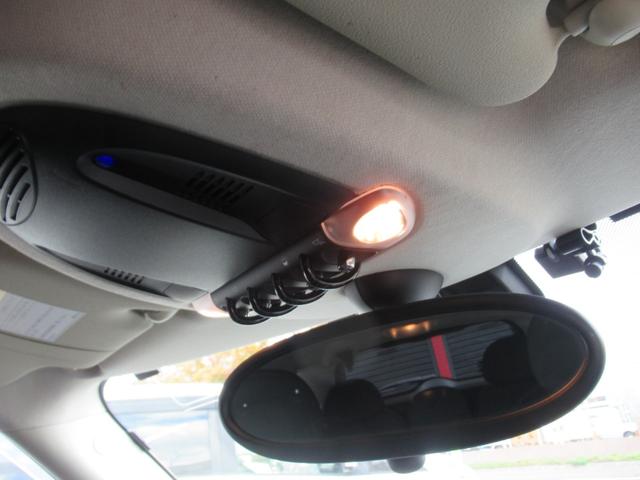 ＭＩＮＩ クーパーＳ　クロスオーバーオール４ブラックポリッシュ１７ＡＷ　センターメーターＨＤＤナビワイド地デジＴＶバックモニターボンネットストライプ　２トーンブラックルーフＨＩＤキセノン　バンパーフォグ５人乗クロスオーバーオール４ブラックポリッシュスポーク１７ＡＷドラレコ（50枚目）