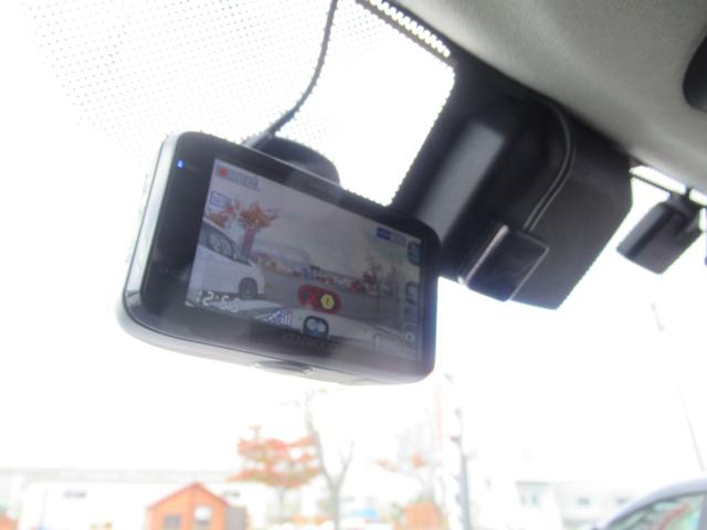 ＭＩＮＩ クーパーＳ　クロスオーバーオール４ブラックポリッシュ１７ＡＷ　センターメーターＨＤＤナビワイド地デジＴＶバックモニターボンネットストライプ　２トーンブラックルーフＨＩＤキセノン　バンパーフォグ５人乗クロスオーバーオール４ブラックポリッシュスポーク１７ＡＷドラレコ（54枚目）