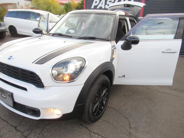 ＭＩＮＩ クーパーＳ　クロスオーバーオール４ブラックポリッシュ１７ＡＷ　センターメーターＨＤＤナビワイド地デジＴＶバックモニターボンネットストライプ　２トーンブラックルーフＨＩＤキセノン　バンパーフォグ５人乗クロスオーバーオール４ブラックポリッシュスポーク１７ＡＷドラレコ（75枚目）