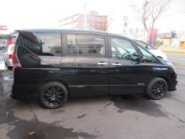 セレナ ハイウェイスター　ＬＯＸＡＲＮＹブラックポリッシュＳ１７ＡＷ　２９’モデル　ＨＤＤナビワイドフルセグＴＶバックカメラＨ／Ｖ　逸脱防止装置　追突防止装置　同一車線ドライブアシスト技術プロパイロット標準装備　ＬＥＤヘッドライト　ＬＯＸＡＲＮＹブラックスポーク１７ＡＷ（8枚目）