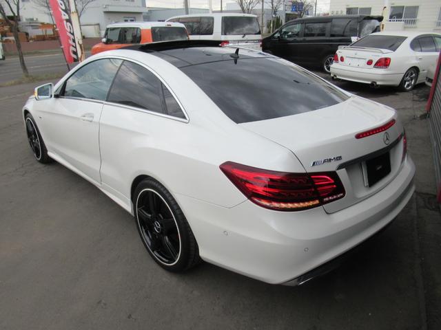 Ｅクラス Ｅ２５０クーペ　ＡＭＧスポーツＰＫ　パナメリカーナブラックＧ　ＡＭＧスポーツＰＫ　ＡＭＧフルエアロ　ムーンルーフ　パナメリカーナグリル　コマンドシステムＨＤＤナビ地デジＴＶバックモニター　パワ－シート　ＨＩＤキセノン　レッドＢ　ブラックポリッシュスポーク１９ＡＷ（7枚目）