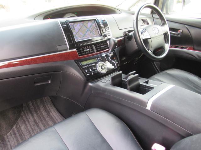 エスティマハイブリッド アエラス　レザーパッケージ　ガンＭポリッシュスポーク１８ＡＷ　上級グレードフルエアロボディ　ＨＤＤナビ地デジＴＶバックモニターフィリップダウンモニター装備　タンデム７人レザーシート　両面オートパワースライドＤｒ　ガンメタポリッシュスポーク１８ＡＷ　高速ＥＴＣ（24枚目）