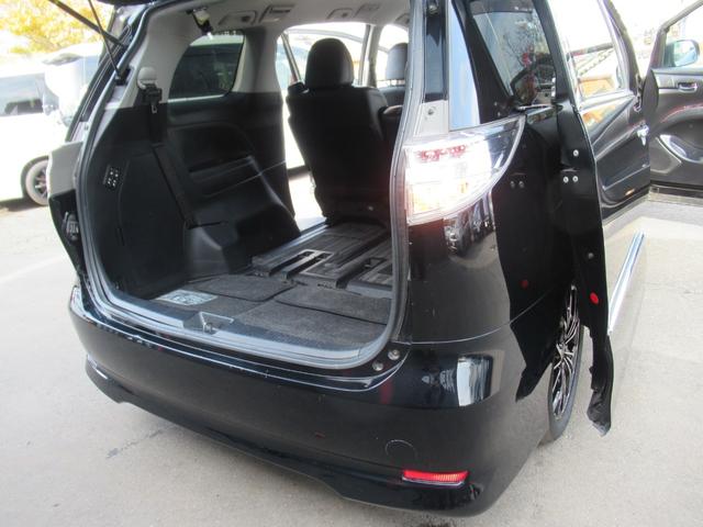 エスティマハイブリッド アエラス　レザーパッケージ　ガンＭポリッシュスポーク１８ＡＷ　上級グレードフルエアロボディ　ＨＤＤナビ地デジＴＶバックモニターフィリップダウンモニター装備　タンデム７人レザーシート　両面オートパワースライドＤｒ　ガンメタポリッシュスポーク１８ＡＷ　高速ＥＴＣ（32枚目）