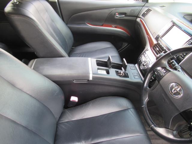 エスティマハイブリッド アエラス　レザーパッケージ　ガンＭポリッシュスポーク１８ＡＷ　上級グレードフルエアロボディ　ＨＤＤナビ地デジＴＶバックモニターフィリップダウンモニター装備　タンデム７人レザーシート　両面オートパワースライドＤｒ　ガンメタポリッシュスポーク１８ＡＷ　高速ＥＴＣ（46枚目）