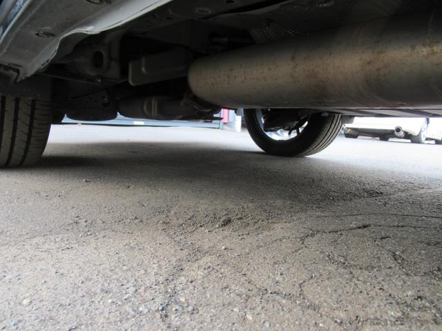 エスティマハイブリッド アエラス　レザーパッケージ　ガンＭポリッシュスポーク１８ＡＷ　上級グレードフルエアロボディ　ＨＤＤナビ地デジＴＶバックモニターフィリップダウンモニター装備　タンデム７人レザーシート　両面オートパワースライドＤｒ　ガンメタポリッシュスポーク１８ＡＷ　高速ＥＴＣ（59枚目）