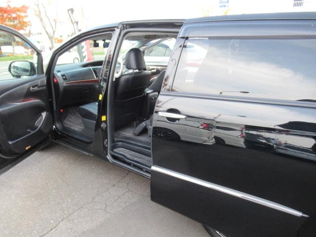 エスティマハイブリッド アエラス　レザーパッケージ　ガンＭポリッシュスポーク１８ＡＷ　上級グレードフルエアロボディ　ＨＤＤナビ地デジＴＶバックモニターフィリップダウンモニター装備　タンデム７人レザーシート　両面オートパワースライドＤｒ　ガンメタポリッシュスポーク１８ＡＷ　高速ＥＴＣ（77枚目）