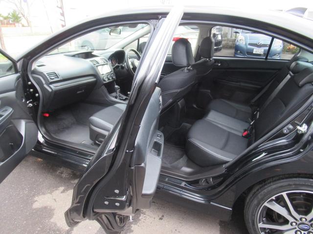 インプレッサＧ４ ２．０ｉ－Ｓアイサイト　４ＷＤ　ブラックポリッシュ１７ＡＷ　フルエアロボディＨＤＤナビ地デジＴＶバックモニター装備　アイサイト　アイドリングストップ　ハーフレザーパワーシート　ハミ出し防止装置　ブラックポリッシュＳＰ１７ＡＷ　クルーズコントロール　高速ＥＴＣ（21枚目）