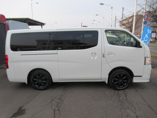 ＮＶ３５０キャラバンバン ロングライダープレミアムＧＸターボインテリア　マットブラック　特別限定車　ＨＤＤナビ地デジＴＶバックカメラＢｌｕｅｔｏｏｔｈインテリアキーレス　アンダ－エアロ　レザーＰＫシートカバー　ライダーメッキ　ＨＩＤフォグ　ブラックスポーク１６ＡＷ　クッションベットキット（14枚目）