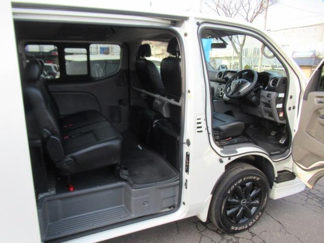 ＮＶ３５０キャラバンバン ロングライダープレミアムＧＸターボインテリア　マットブラック　特別限定車　ＨＤＤナビ地デジＴＶバックカメラＢｌｕｅｔｏｏｔｈインテリアキーレス　アンダ－エアロ　レザーＰＫシートカバー　ライダーメッキ　ＨＩＤフォグ　ブラックスポーク１６ＡＷ　クッションベットキット（19枚目）