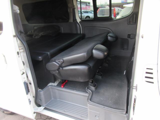 ＮＶ３５０キャラバンバン ロングライダープレミアムＧＸターボインテリア　マットブラック　特別限定車　ＨＤＤナビ地デジＴＶバックカメラＢｌｕｅｔｏｏｔｈインテリアキーレス　アンダ－エアロ　レザーＰＫシートカバー　ライダーメッキ　ＨＩＤフォグ　ブラックスポーク１６ＡＷ　クッションベットキット（35枚目）