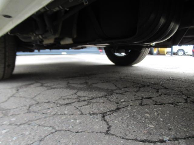 ＮＶ３５０キャラバンバン ロングライダープレミアムＧＸターボインテリア　マットブラック　特別限定車　ＨＤＤナビ地デジＴＶバックカメラＢｌｕｅｔｏｏｔｈインテリアキーレス　アンダ－エアロ　レザーＰＫシートカバー　ライダーメッキ　ＨＩＤフォグ　ブラックスポーク１６ＡＷ　クッションベットキット（59枚目）