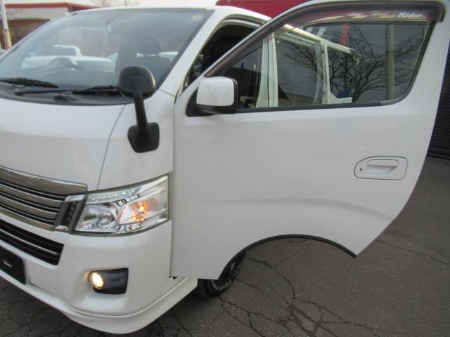 ＮＶ３５０キャラバンバン ロングライダープレミアムＧＸターボインテリア　マットブラック　特別限定車　ＨＤＤナビ地デジＴＶバックカメラＢｌｕｅｔｏｏｔｈインテリアキーレス　アンダ－エアロ　レザーＰＫシートカバー　ライダーメッキ　ＨＩＤフォグ　ブラックスポーク１６ＡＷ　クッションベットキット（75枚目）