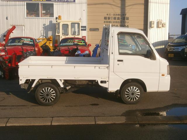 サンバートラック ＴＢ　４ＷＤ　パートタイム　ＡＣあり（4枚目）