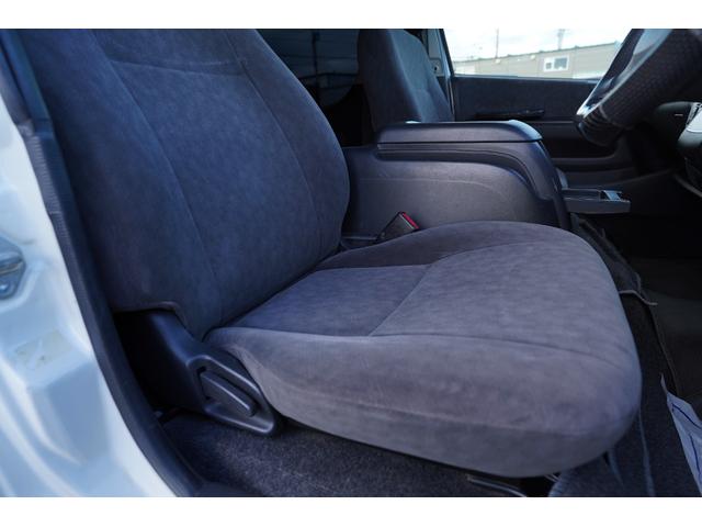 ハイエースワゴン ＧＬ４型後期モデル　社外ナビフルセグ地デジ・バックカメラ・後席モニター・パワードア・ＬＥＤライト・フォグ・ＬＥＤテール・社外エアロ・オーバーフェンダー・マフラー・１８アルミ・ＥＴＣ・スマートキー・セキュリティ・本州仕入（25枚目）