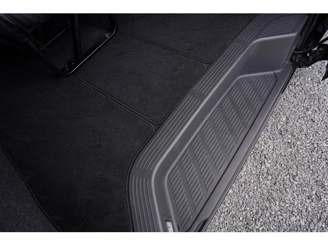 ハイエースワゴン グランドキャビン４型モデル　社外ナビフルセグ地デジ・バックカメラ・後席モニター・パワードア・ＬＥＤライト・フォグ・ＬＥＤテール・Ｆスポイラー・ルーフスポイラー・社外１６アルミ・コンビステア・ＥＴＣ・スマートキー・本州仕入（44枚目）