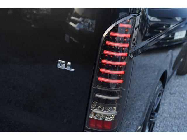 ハイエースワゴン ＧＬ５型モデル　社外ナビ地デジ・Ｂカメラ・後席モニター×２・パワードア・ベッドキット・フロアパネル・Ｆスポイラー・社外１８アルミ・ＬＥＤライト・フォグ・ＥＴＣ・スマートキー・Ｒヒータークーラー・本州仕入・ワンオーナー（12枚目）