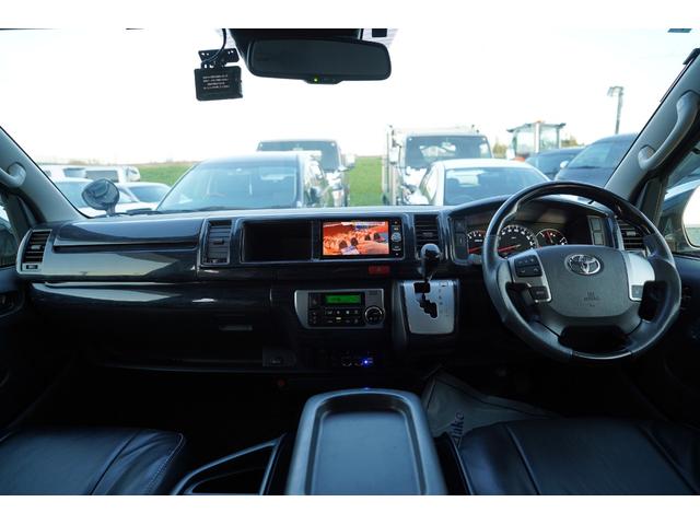 ハイエースワゴン ＧＬ５型モデル　社外ナビ地デジ・Ｂカメラ・後席モニター×２・パワードア・ベッドキット・フロアパネル・Ｆスポイラー・社外１８アルミ・ＬＥＤライト・フォグ・ＥＴＣ・スマートキー・Ｒヒータークーラー・本州仕入・ワンオーナー（16枚目）