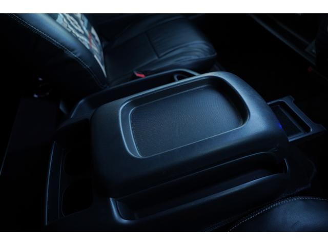 ハイエースワゴン ＧＬ５型モデル　社外ナビ地デジ・Ｂカメラ・後席モニター×２・パワードア・ベッドキット・フロアパネル・Ｆスポイラー・社外１８アルミ・ＬＥＤライト・フォグ・ＥＴＣ・スマートキー・Ｒヒータークーラー・本州仕入・ワンオーナー（30枚目）