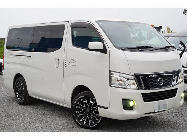 NV350キャラバンバン ロングプレミアムGXターボ 純正ナビフルセグ地デジ・Bカメラ・ベッドキット・HIDライト・LEDフォグ・社外17アルミ・ホワイトレタータイヤ・ドラレコ・ETC・インテリキー・Rヒータークーラー・本州仕入・寒冷地仕様・EGスタータ(4枚目)